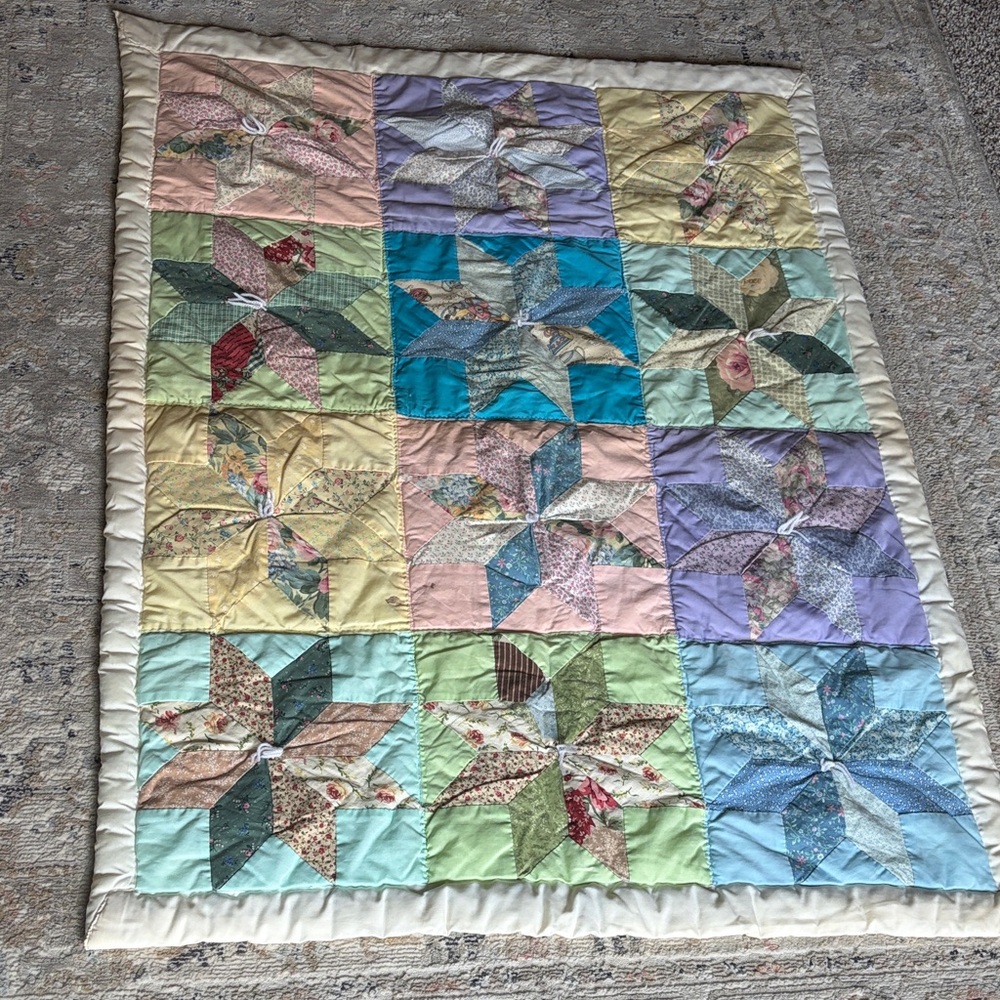 Handmade Floral Patchwork Quilt - Pastel Multicolor